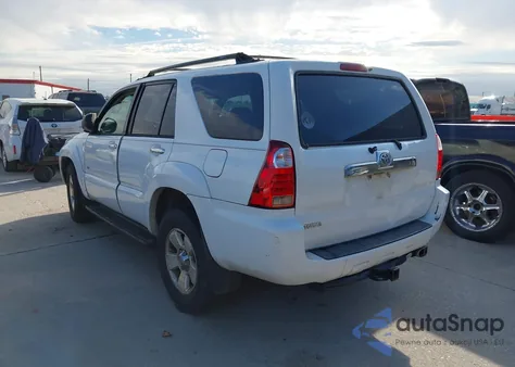 2006 Toyota 4Runner Sr5 V6 z USA, uszkodzony, nr VIN JTEZU14RX68045575